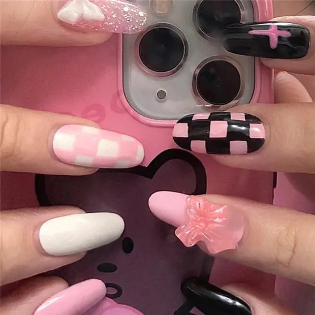 💅 Nail Patch Long Rhinestone Pink Fake Nails Finger Manicure for Women and Girls